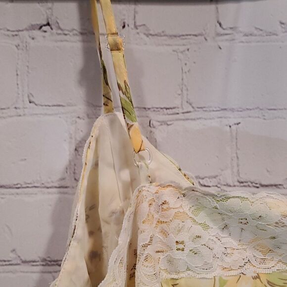 Ann Taylor Loft yellow and green lace trim spaghetti strap tank top - Picture 8 of 9